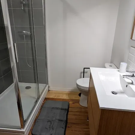 Le Cosy & Reposant, 3 Etoiles, 6p, 7 Min Ocean & Plage, Apartment