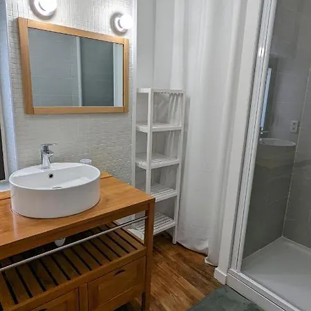 Le Cosy & Reposant, 3 Etoiles, 6p, 7 Min Ocean & Plage, Apartment